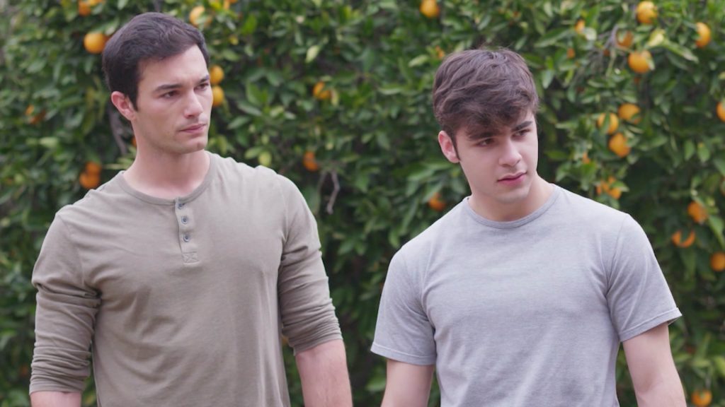 Η Γη της Ελιάς: Ο Δημοσθένης μαθαίνει για τον Παρασκευά και την κόρη του