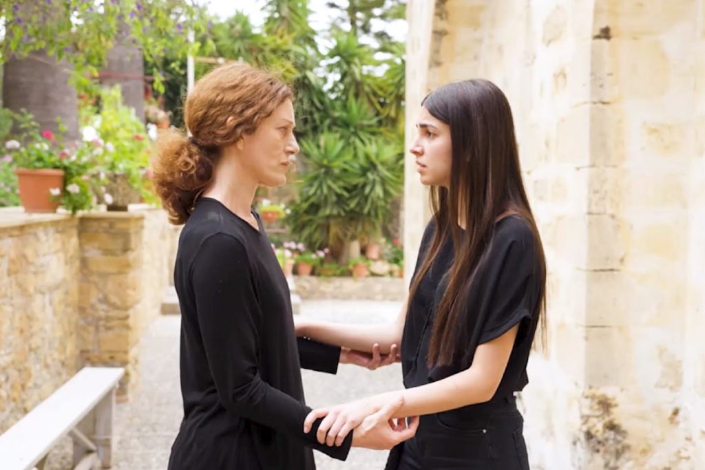 Η Γη της Ελιάς: Η Βασιλική προσπαθεί να πείσει τη Χάιδω να επιστρέψει