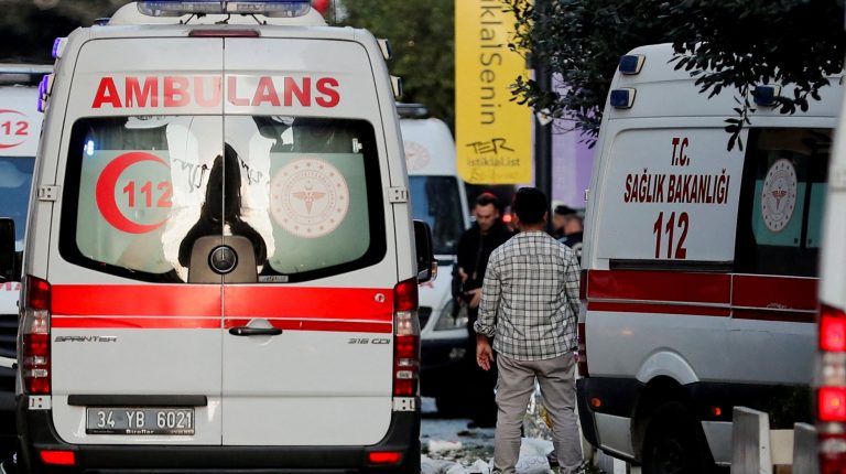 Τροχαίο με Ελληνες στην Τουρκία – Eνας νεκρός και δύο τραυματίες