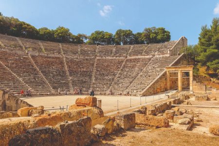 Το μεγαλείο των αρχαίων θεάτρων της Ελλάδας