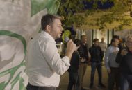 «Το ΠαΣοΚ μπορεί να δώσει λύσεις στην κοινωνία»- Με τον Νίκο Ανδρουλάκη (και ρακές) στην περιοδεία του στην Κρήτη