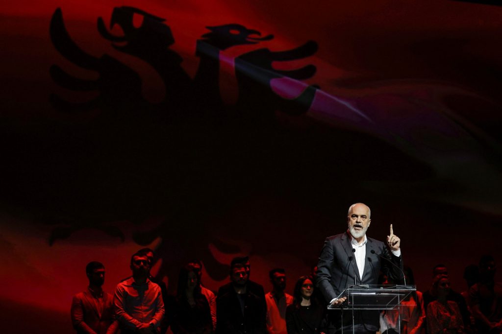 Ελλάδα-Αλβανία: Ο Ράμα έφυγε οι διαφορές παραμένουν