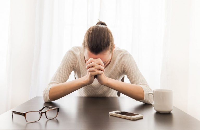 Αγχος της Κυριακής: Γιατί προκαλείται, πώς θα το αντιμετωπίσετε – Τα συμπτώματα