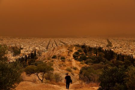 Αφρικανική σκόνη: Γιατί έρχεται στην Ελλάδα