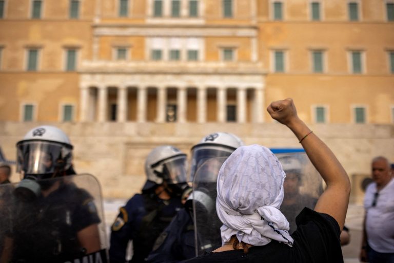 Δημοσκόπηση: Τι πιστεύουν και τι φοβούνται οι Έλληνες για Ισραήλ-Παλαιστίνη
