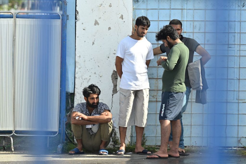 Ναυάγιο στην Πύλο: Ελεύθεροι οι 9 Αιγύπτιοι – Αναρμόδιο το δικαστήριο