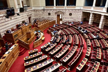 Βουλή: Αγρια κόντρα Κωνσταντοπούλου – Γεωργιάδη για Μητσοτάκη και TikTok