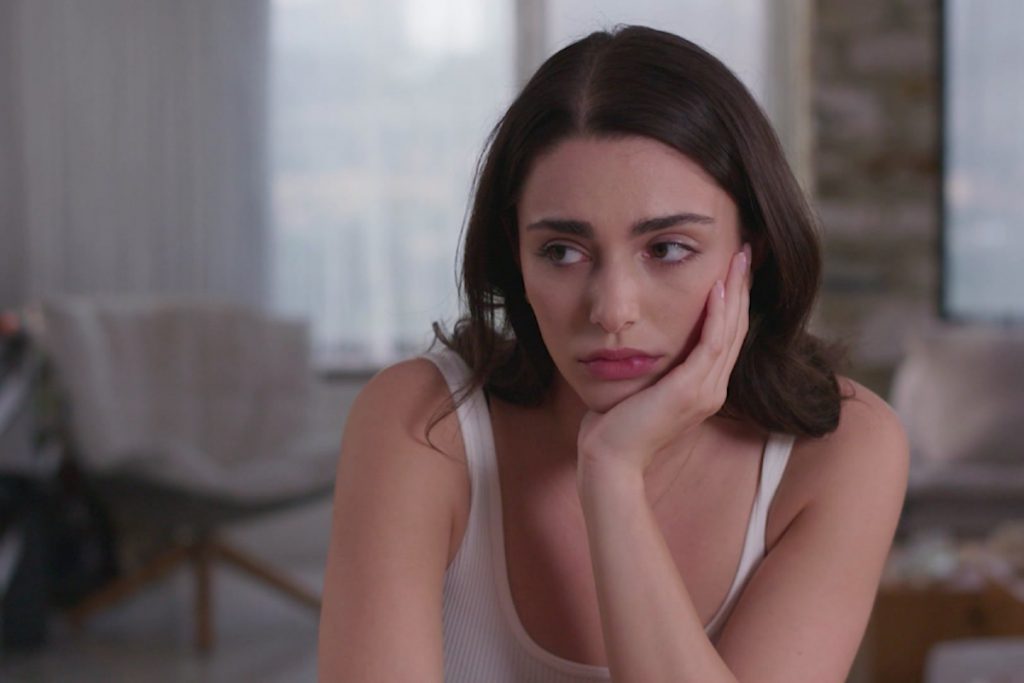 Η Γη της Ελιάς: Η Αριάδνη αδυνατεί να ξεπεράσει τον Χρήστο