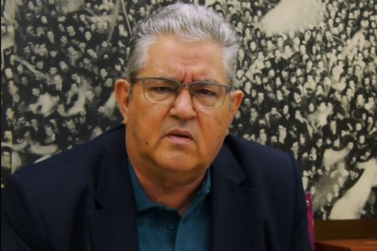 Κουτσούμπας: «40% η ΔΑΠ; Καλά από πότε είναι αυτή η εφημερίδα;» Κουτσούμπας: «40% η ΔΑΠ; Καλά από πότε είναι αυτή η εφημερίδα;»