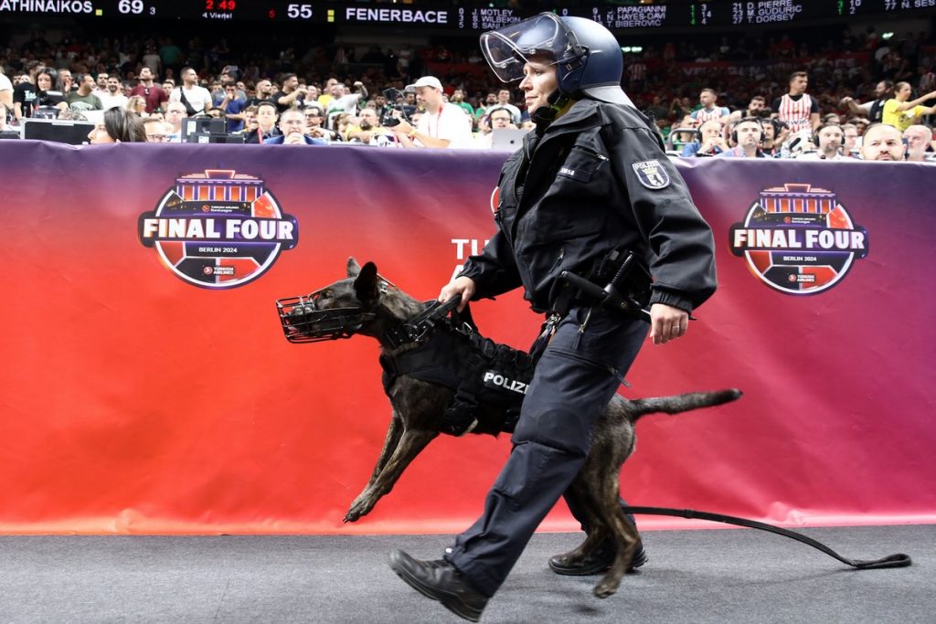 Επεισόδια στο Βερολίνο: Το χρονικό και η απουσία της αστυνομίας