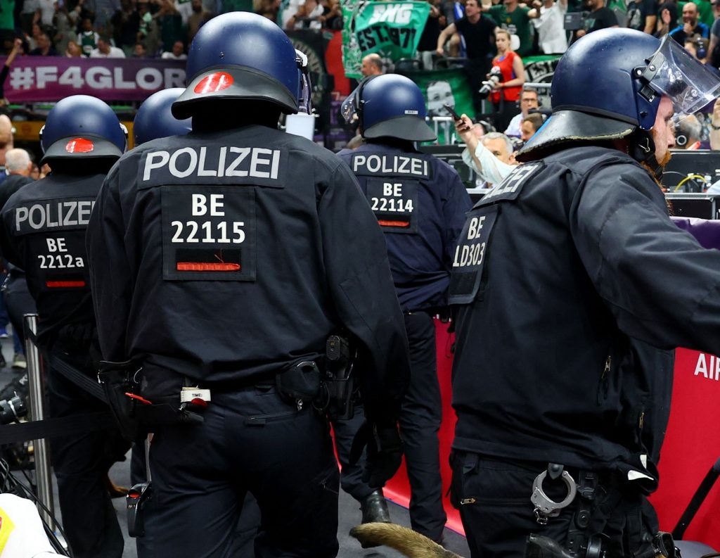 Final Four 2024 – Διαβεβαίωση Βρούτση: Ουδείς Έλληνας νοσηλεύεται ή κρατείται