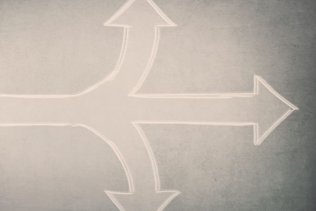 Οι πρωτοβουλίες και οι δημοσκοπήσεις