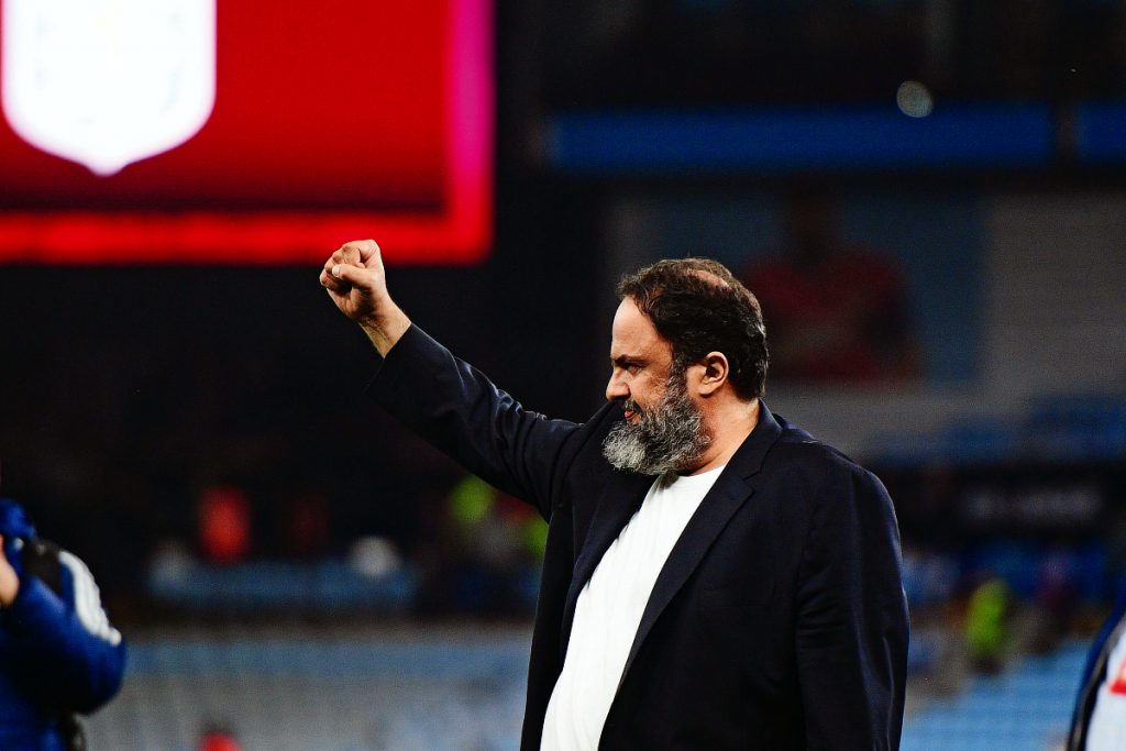 Conference: Γιγαντοοθόνη για τον τελικό στο Πέραμα με πρωτοβουλία Β. Μαρινάκη