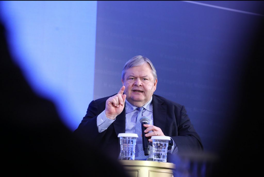 Βενιζέλος για Προβόπουλο: Αναγνώριση και τιμή σε ένα υψηλό στέλεχος του τραπεζικού συστήματος