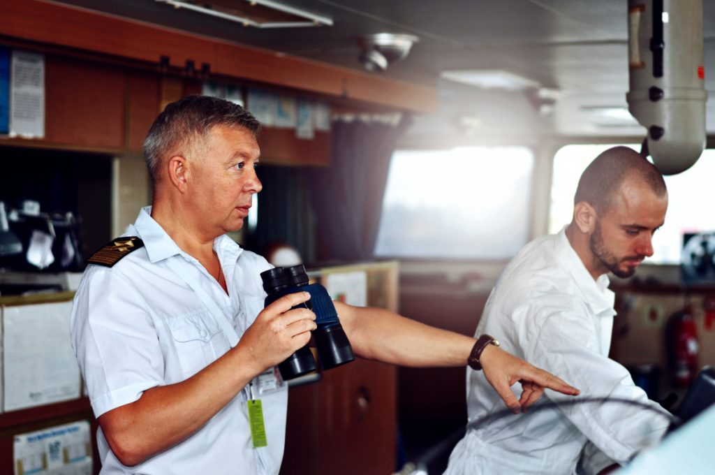 Να αλλάξουμε τον τρόπο που αντιμετωπίζει ο κόσμος τους ναυτικούς