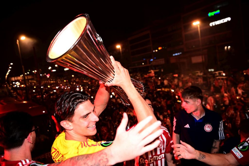 Conference League: Τα διεθνή ΜΜΕ για το έπος του Ολυμπιακού