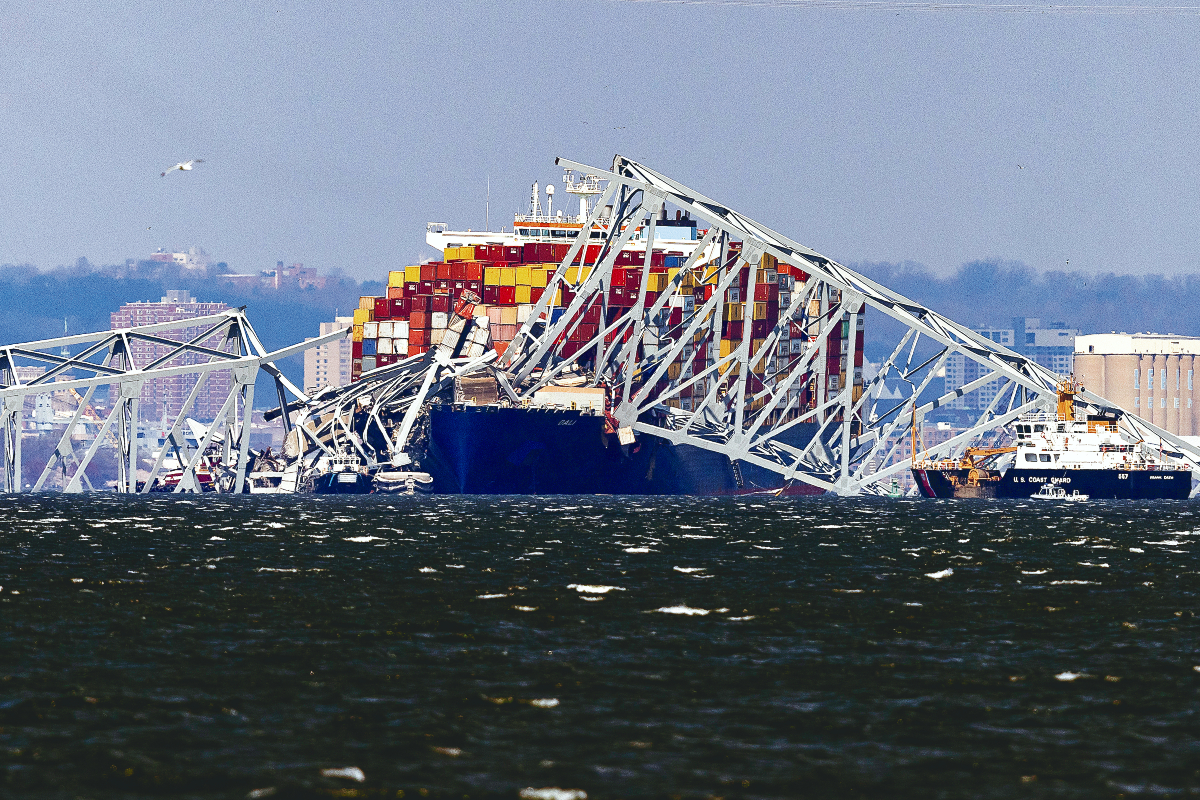 Μεγάλα καράβια, μεγάλες φουρτούνες