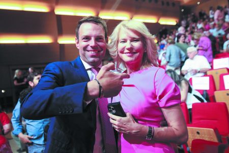 Δεν βγάζεις (Τζ)άκρη