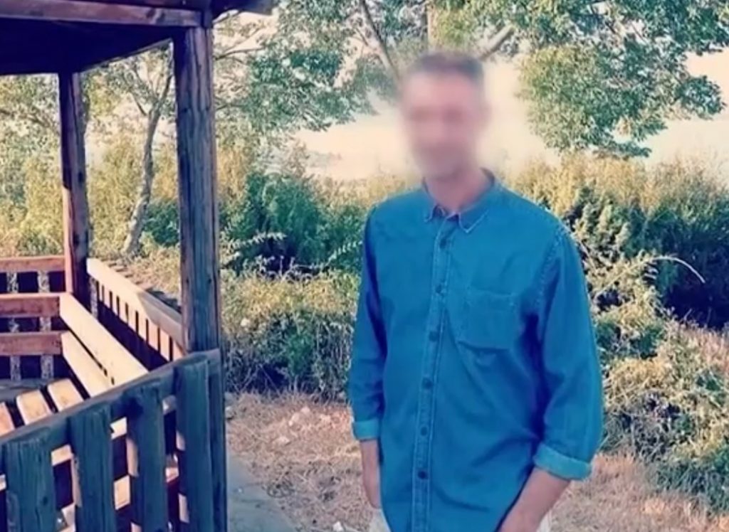 Χαλκίδα: Τη μαχαίρωσε 5 φορές και πήγε για κούρεμα