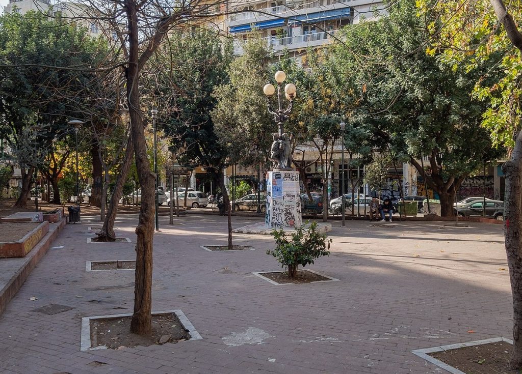 Οι «επικηρυγμένες» επιχειρήσεις των Εξαρχείων – Στόχος αντιεξουσιαστών καταστήματα και ξενοδοχεία