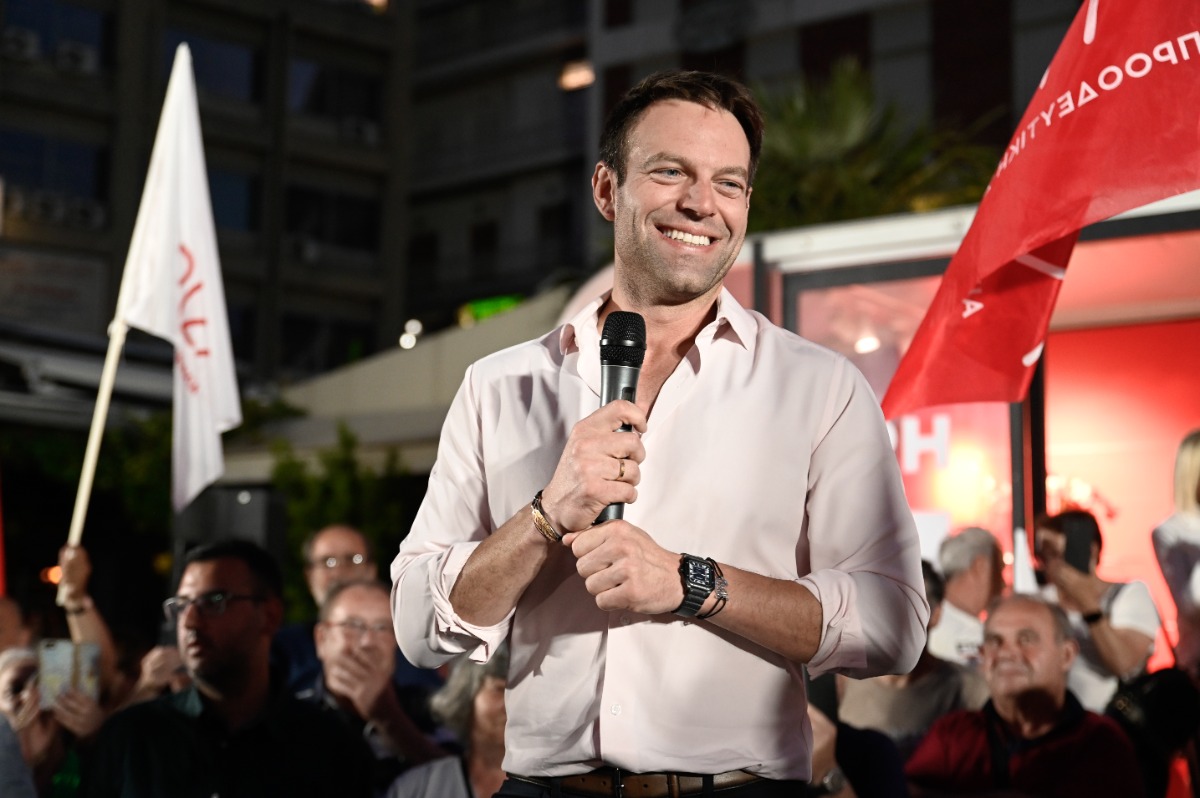 Κασσελάκης: Είναι καιρός ένα αουτσάιντερ να αλλάξει τη χώρα Κασσελάκης: Είναι καιρός ένα αουτσάιντερ να αλλάξει τη χώρα