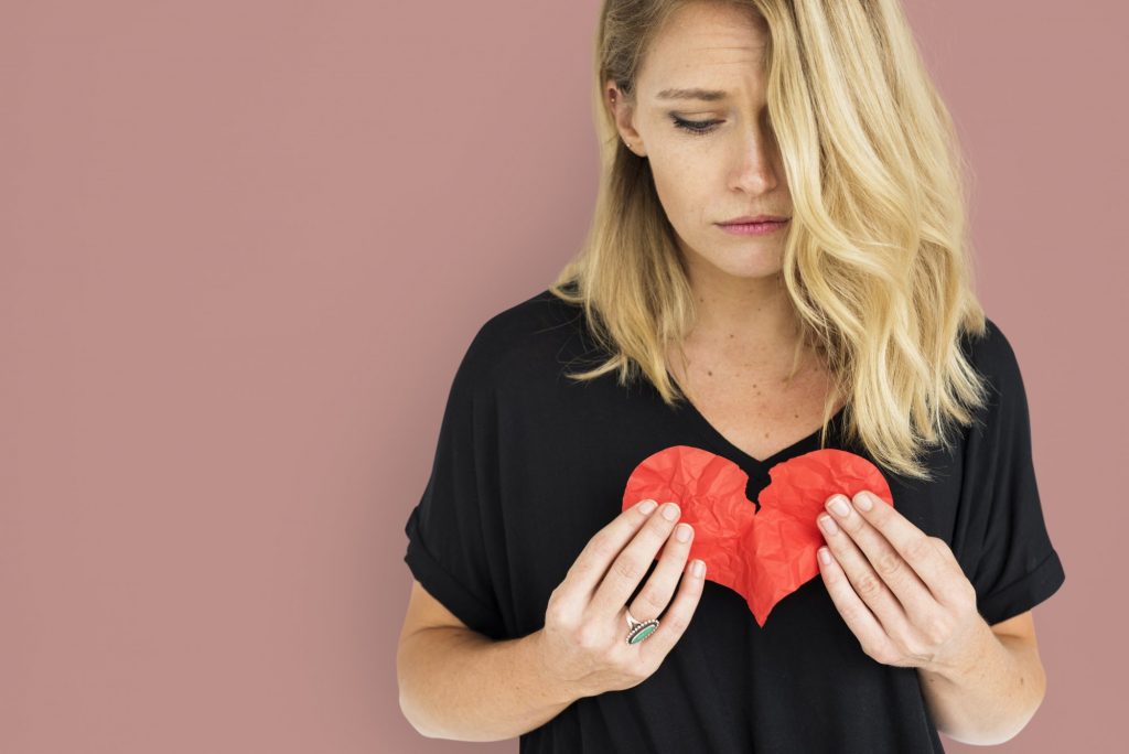 Ανεκπλήρωτος έρωτας: Πώς να τον ξεπεράσετε – Γιατί είναι δύσκολο