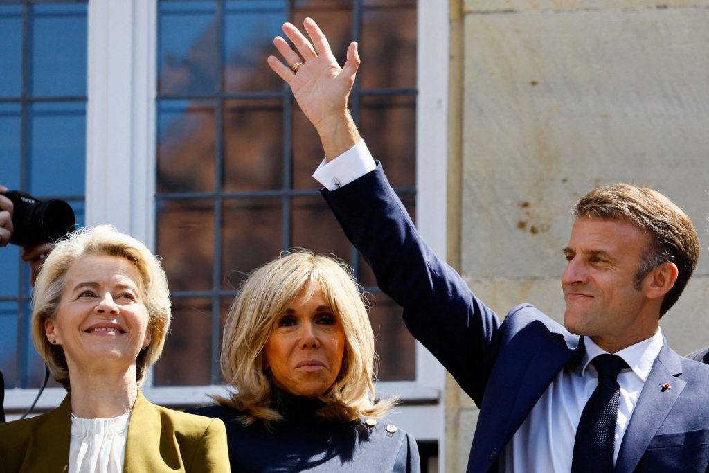 Ευρωεκλογές 2024: Στήριξη Μακρόν σε Φον ντερ Λάιεν για νέα θητεία