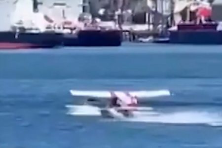 Καναδάς: Υδροπλάνο συγκρούστηκε με σκάφος – Δύο τραυματίες