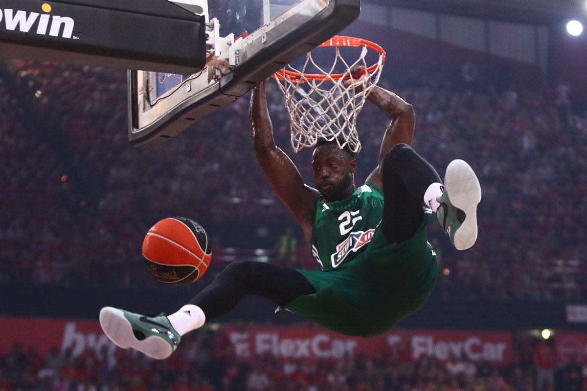 Ολυμπιακός – Παναθηναϊκός 85-88: Διπλό οι πράσινοι, σε πέμπτο τελικό ο τίτλος