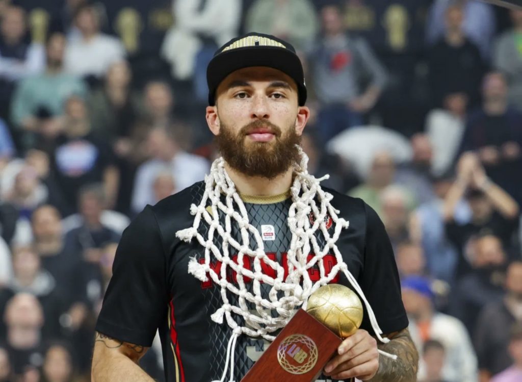 Μάικ Τζέιμς: Βασιλιάς στο Μονακό με νέο συμβόλαιο