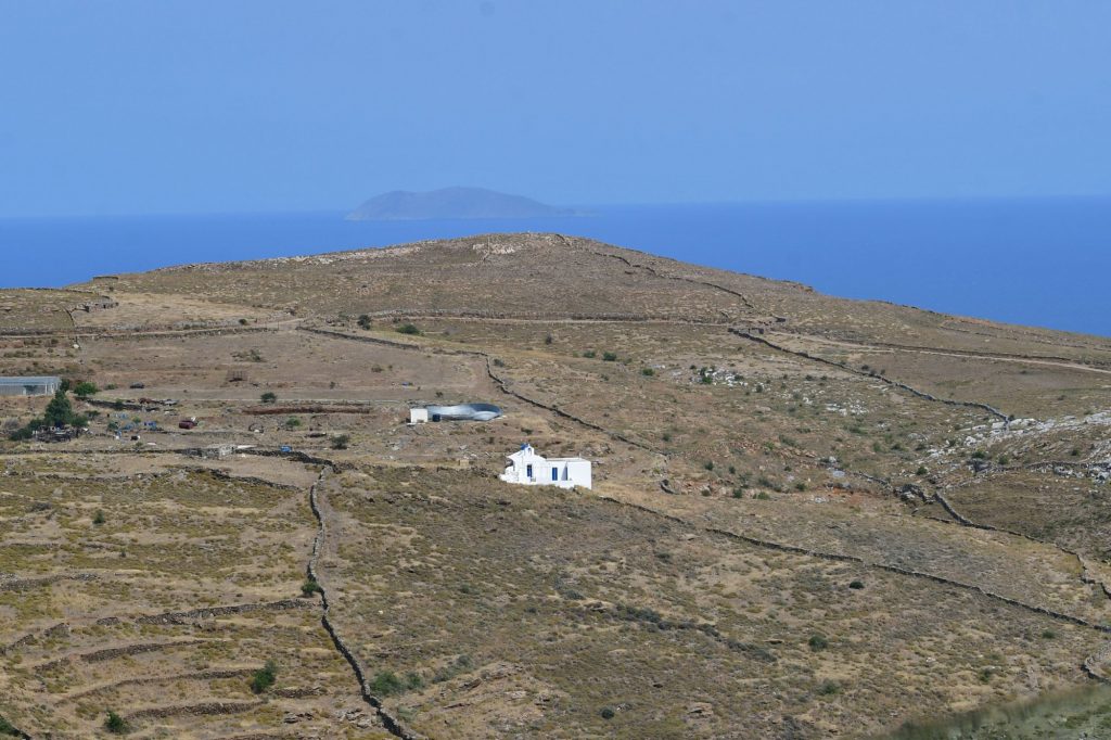 Κύθνος: «Φρένο» πατά η Περιφέρεια για τις ανεμογεννήτριες – Το σκεπτικό