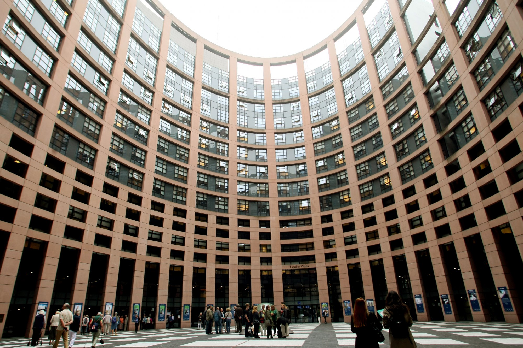 Στρασβούργο: Η πίεση στους δικαστές και η μάχη για την ανεξαρτησία Στρασβούργο: Η πίεση στους δικαστές και η μάχη για την ανεξαρτησία