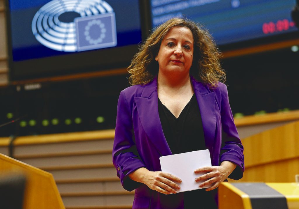 Ιράτσε Γκαρθία Πέρεθ: «Οι δύο κόκκινες γραμμές για να στηρίξουμε τη Φον ντερ Λάιεν»