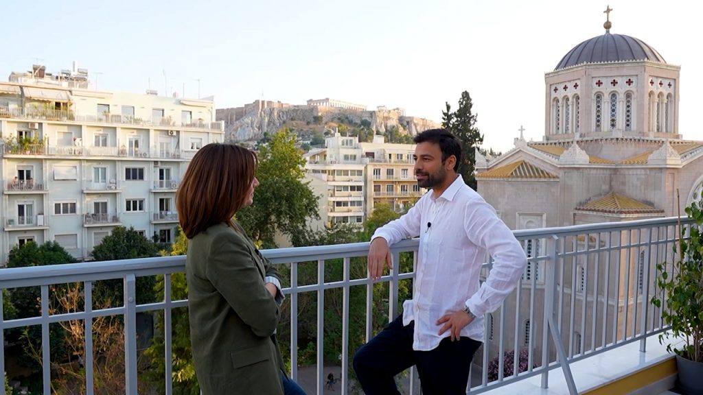 Μεγάλη Εικόνα: Η Νίκη Λυμπεράκη υποδέχεται τον Αντρέα Γεωργίου