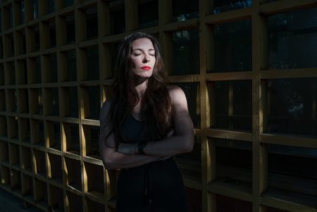 Αθηνά Μαξίμου: Η εγκατάλειψη του πατέρα, η σχέση με τον Χειλάκη και η απιστία