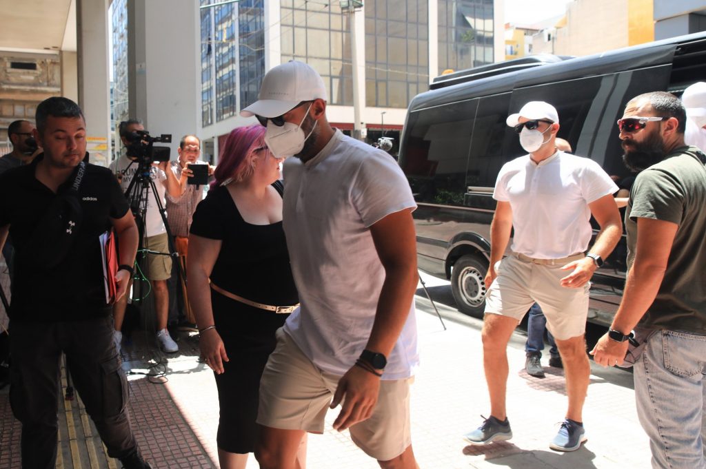 Φωτιά στην Ύδρα: Δίωξη κακουργηματικού χαρακτήρα για τους 13 συλληφθέντες