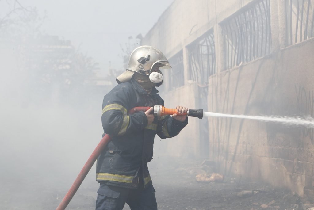Μοσχάτο: Φωτιά σε κτίριο – Επιχειρεί η πυροσβεστική – Ήχησε το 112