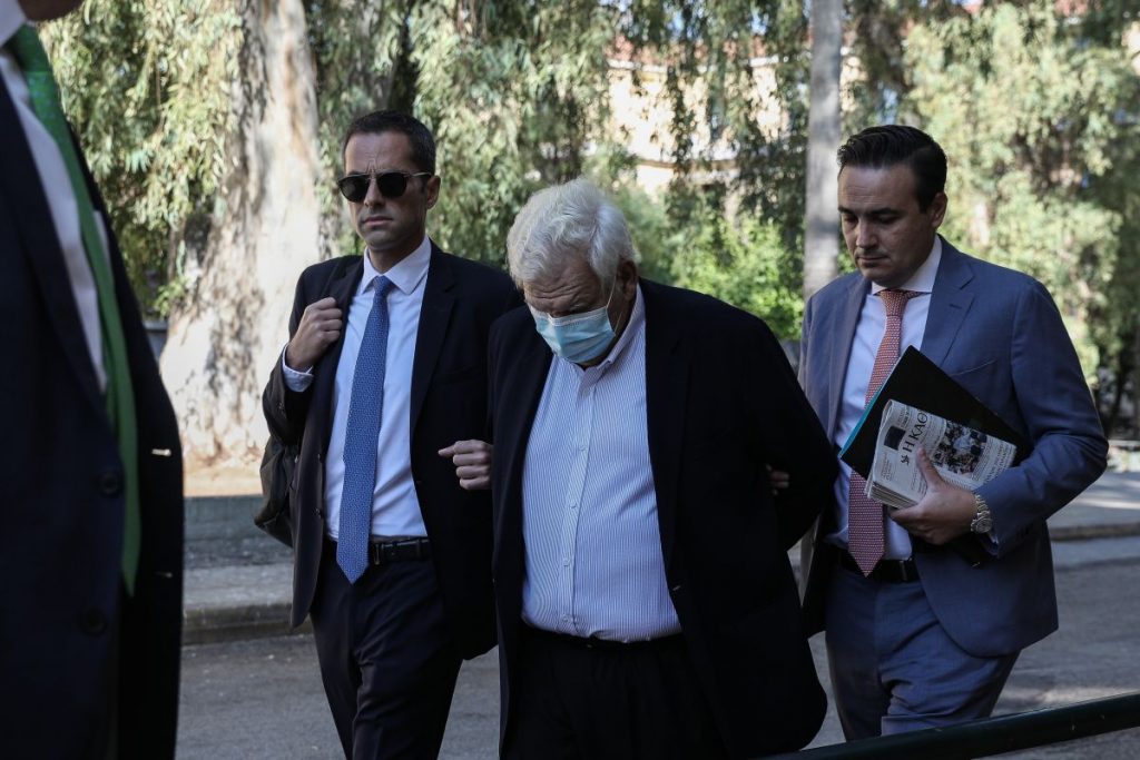 Δίκη Folli Follie: Οι ποινές – 17 χρόνια στον Δημήτρη Κουτσολιούτσο