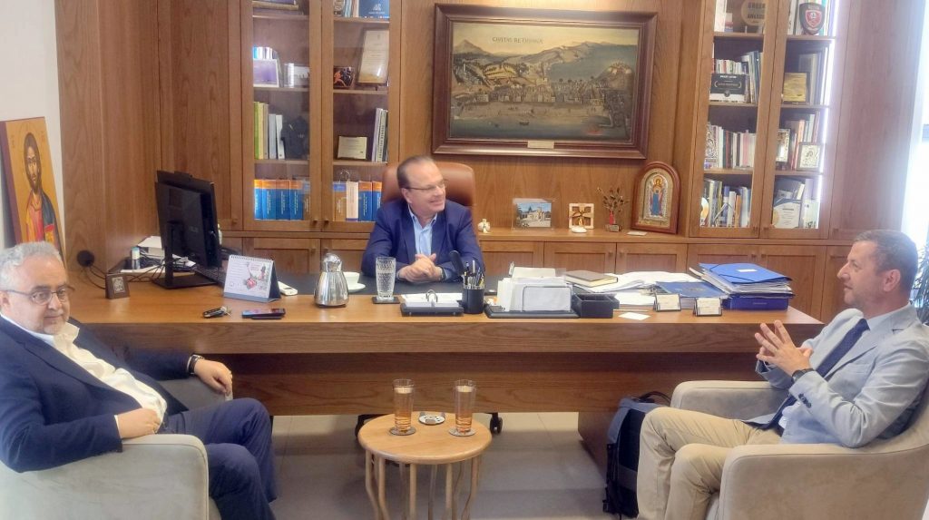 Νέες βάσεις συνεργασίας μεταξύ Ρεθύμνου και Κλουζ-Ναπόκα