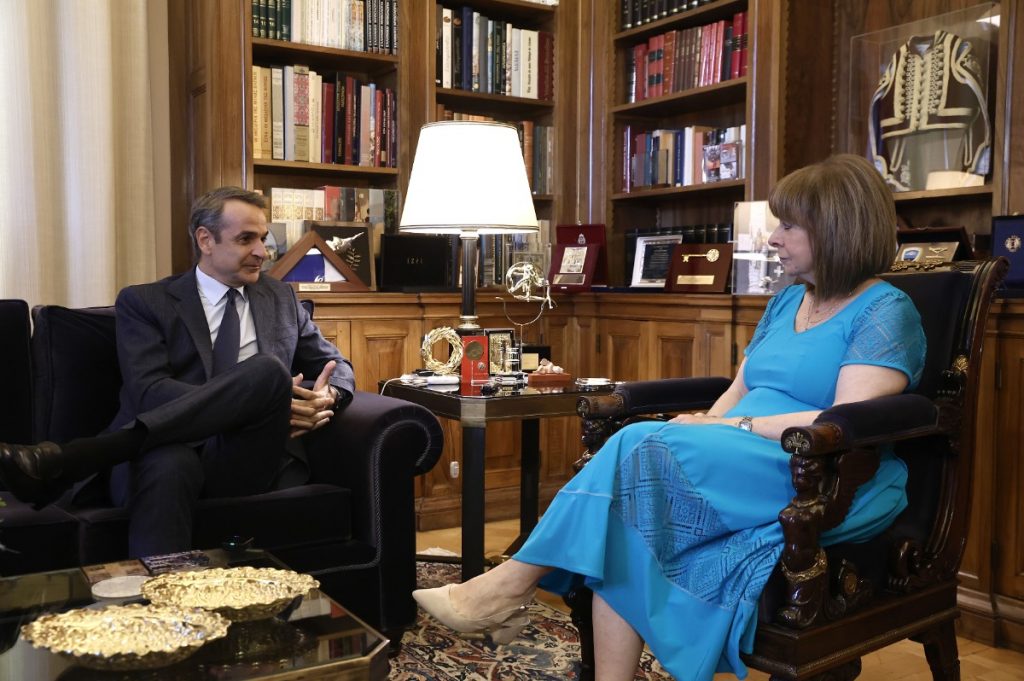 Μητσοτάκης σε Σακελλαροπούλου για Αυγενάκη: «Μη ανεκτές τέτοιες συμπεριφορές»