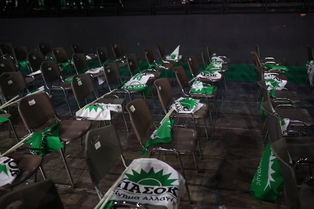 ΠαΣοΚ: Αλλαγή σκηνικού – Πότε ανακοινώνει η Διαμαντοπούλου – Τι ενοχλεί τον Γ. Παπανδρέου