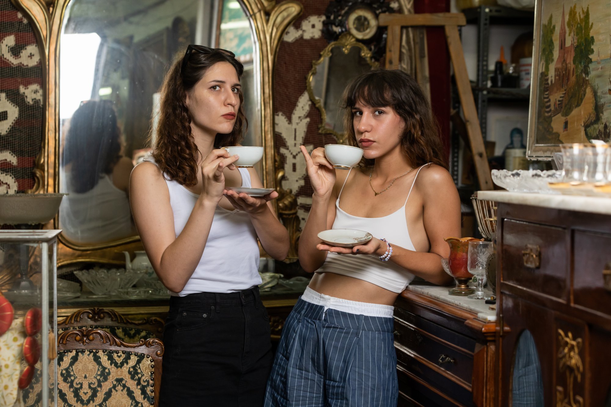 Οι Σκιαδαρέσες τραγουδούν για όσα μοιράζεσαι με τον “Ψ” σου