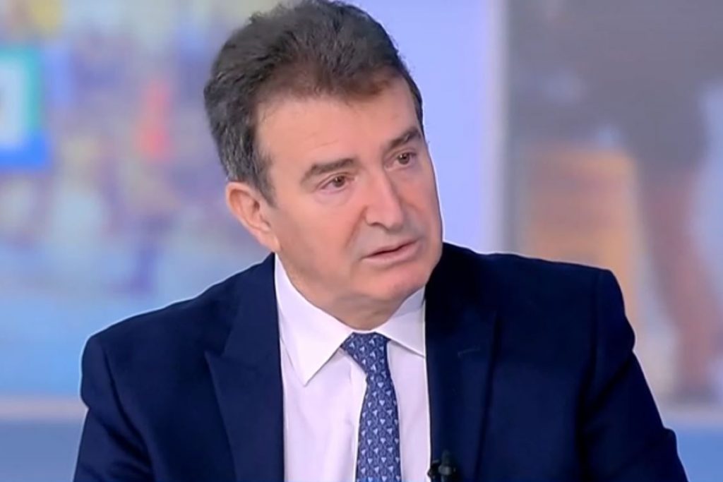 Χρυσοχοΐδης: Προανήγγειλε συλλήψεις για τη μαφία της Μυκόνου