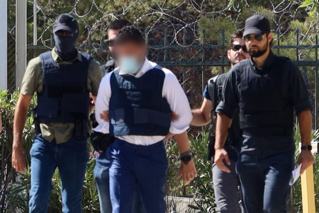 Ψυχικό: Στον ανακριτή ο «γόης της Μυκόνου» – Η χλιδάτη ζωή στο κελί