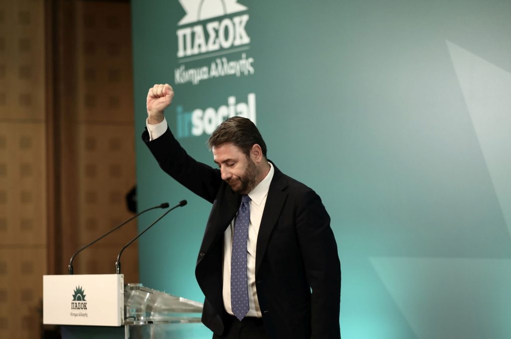 ΠαΣοΚ: Ετσι, χωρίς εναλλακτική πρόταση…