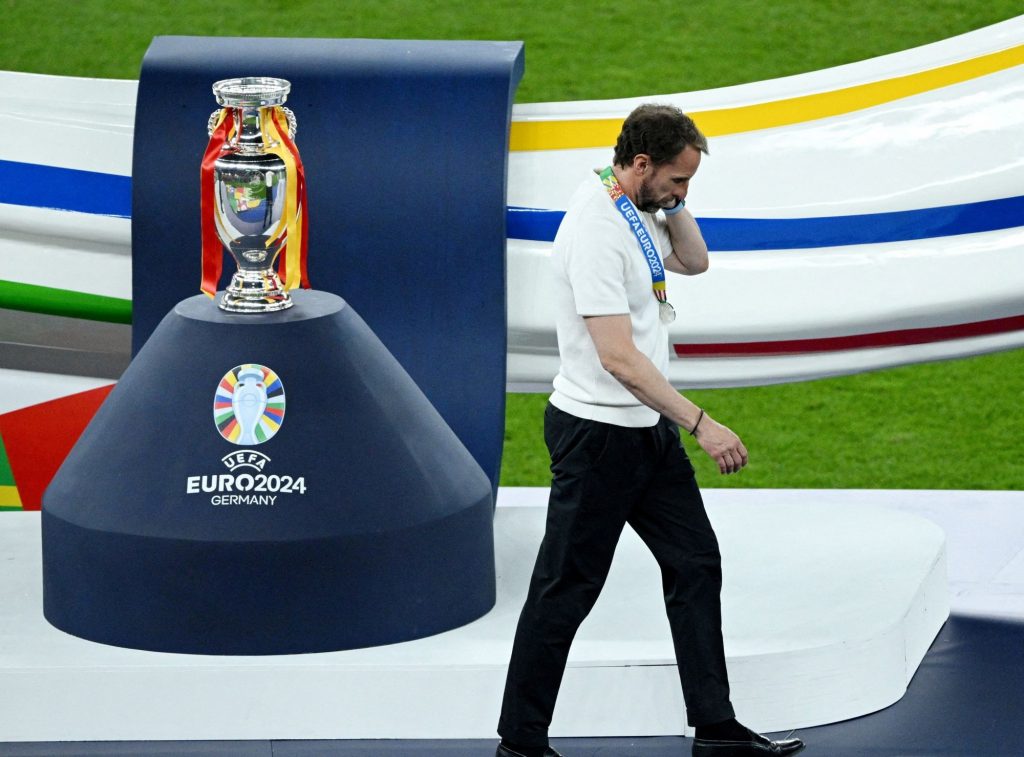 Ο Σαουθγκέιτ άφησε την Αγγλία – «Άγγιξε την ποδοσφαιρική αθανασία» – Οι υποψήφιοι