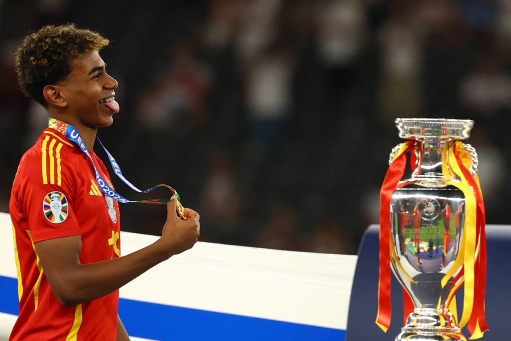 Καλημέρα, Γιαμάλ, αυτός ο κόσμος ίσως αλλάξει κάποτε