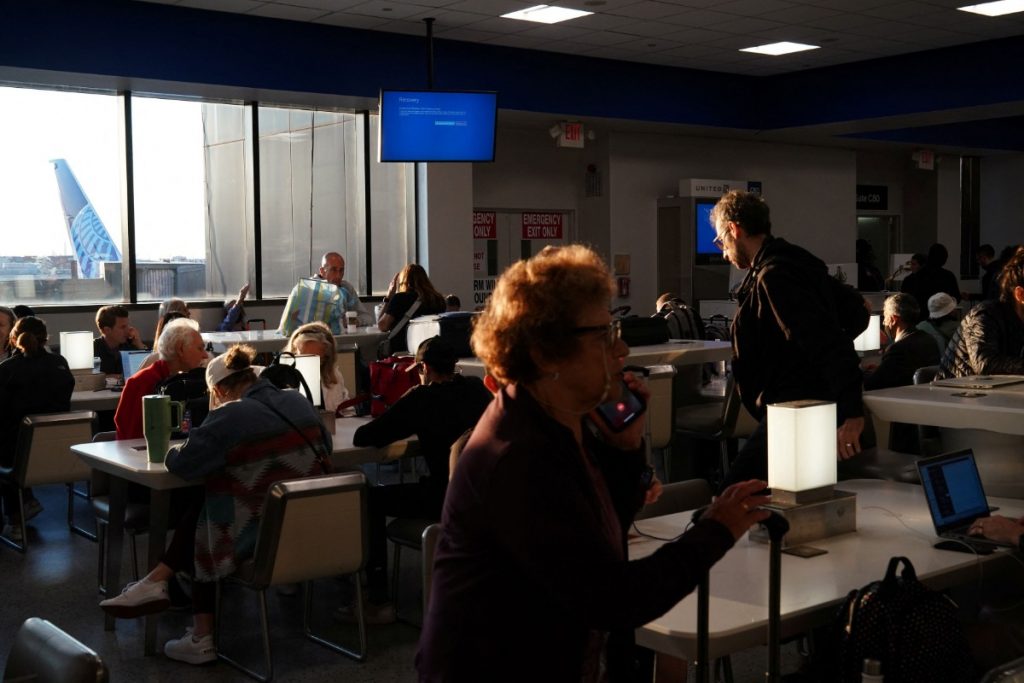 Παγκόσμιο black out: «Λύθηκε το πρόβλημα» λέει η Microsoft – H συγγνώμη της Crowdstrike