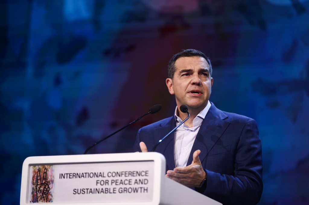 Αλέξης Τσίπρας: Ταύρος εν υαλοπωλείω για τα «μαύρα» στον ΣΥΡΙΖΑ