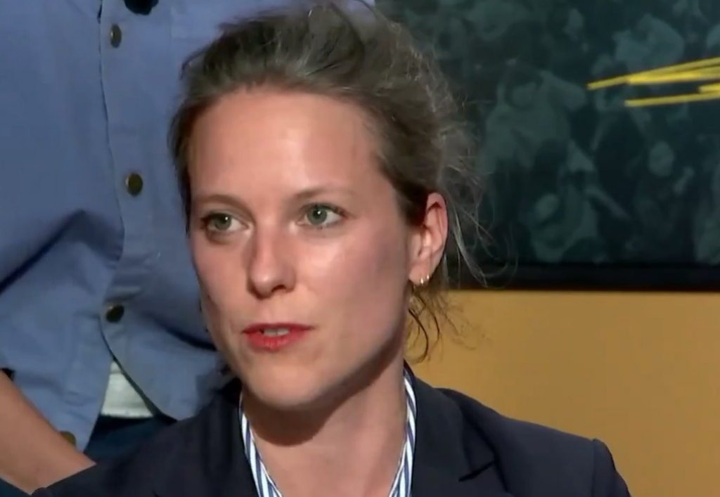 Γαλλία: Τη Λουσί Καστέ προτείνει ο αριστερός συνασπισμός για πρωθυπουργό – Τι είπε ο Μακρόν